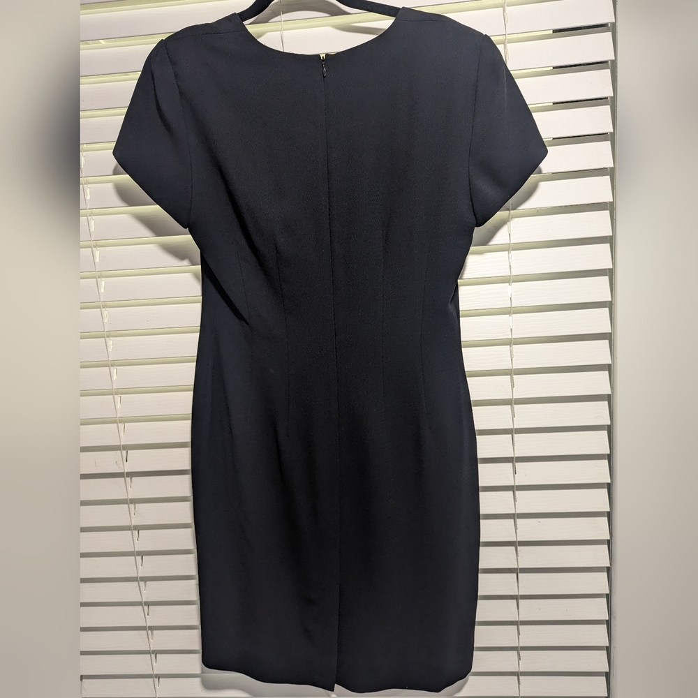 Liz Claiborne black crepe cocktail dress size 10